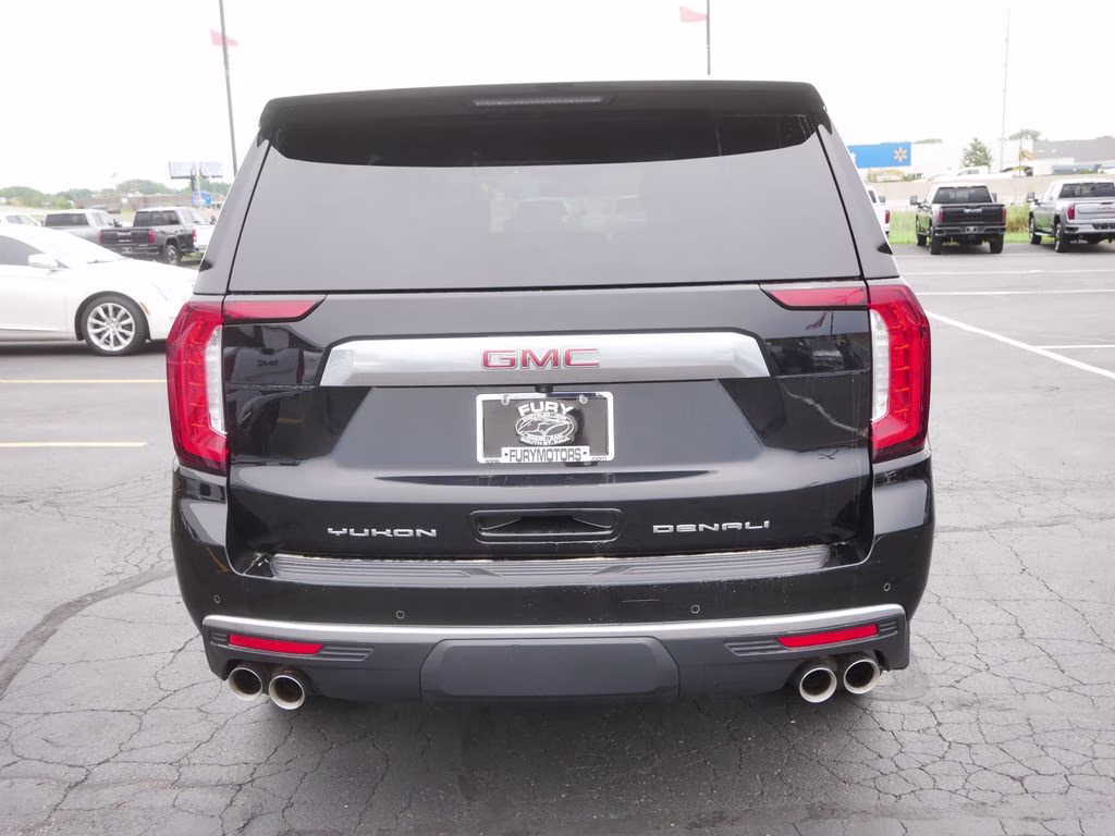2021 Black GMC Yukon Denali w/ Pano Roof 4X4 SUV