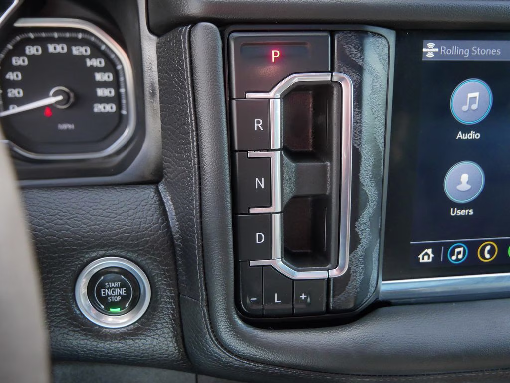 2021 White GMC Yukon Denali 4X4 SUV