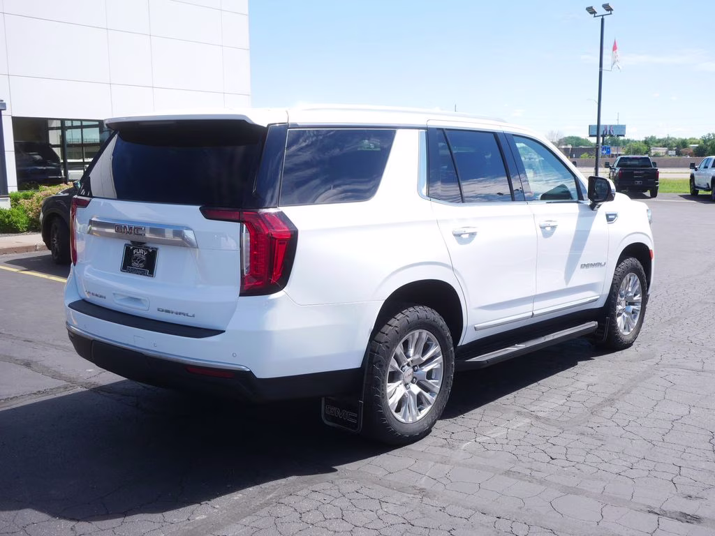 2021 White GMC Yukon Denali 4X4 SUV