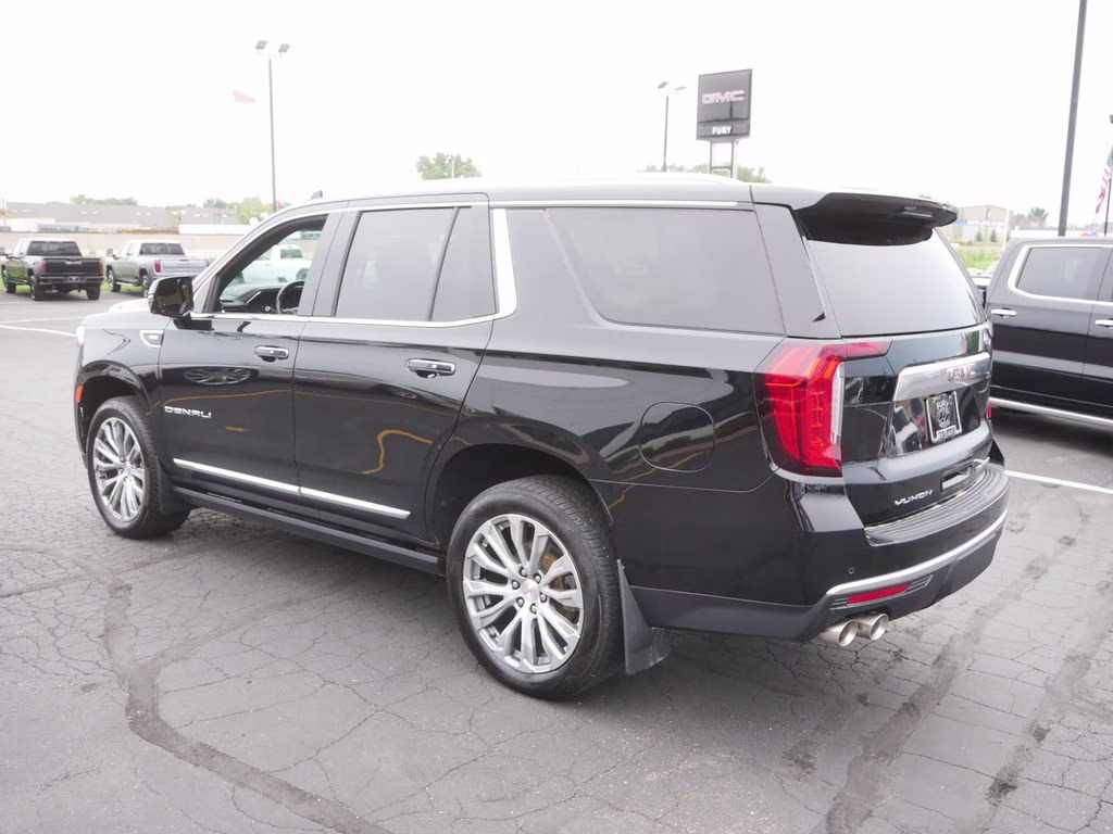 2021 Black GMC Yukon Denali w/ Pano Roof 4X4 SUV