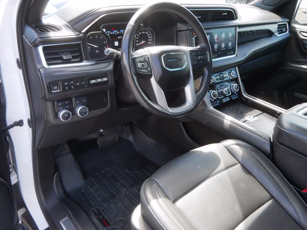 2021 White GMC Yukon Denali 4X4 SUV