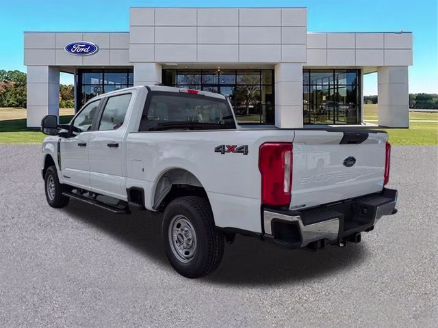 2026 Oxford White Ford Super Duty F-250 SRW XL 4X4 Truck
