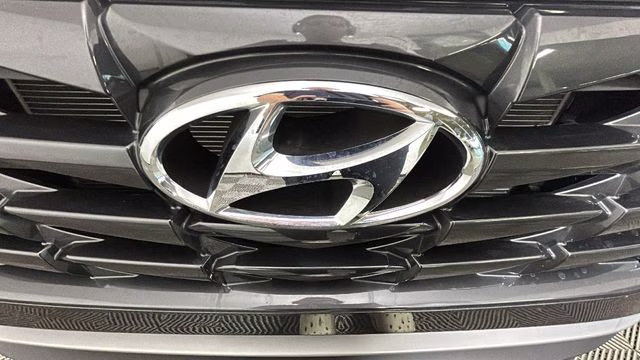 2023 Portofino Gray Hyundai Tucson SEL AWD SUV