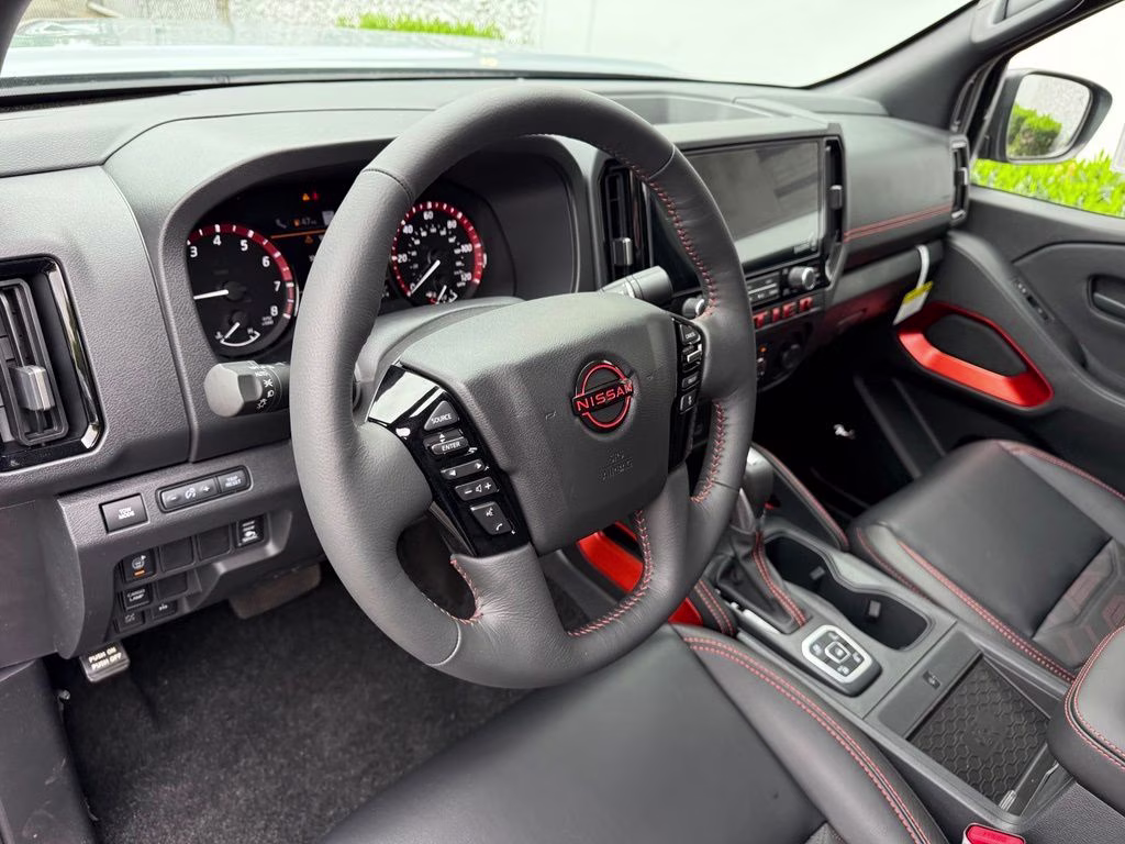 2026 Boulder Gray Pearl Nissan Frontier PRO-4X 4X4 Truck