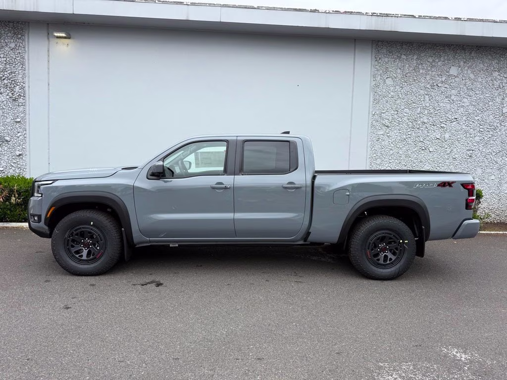 2026 Boulder Gray Pearl Nissan Frontier PRO-4X 4X4 Truck