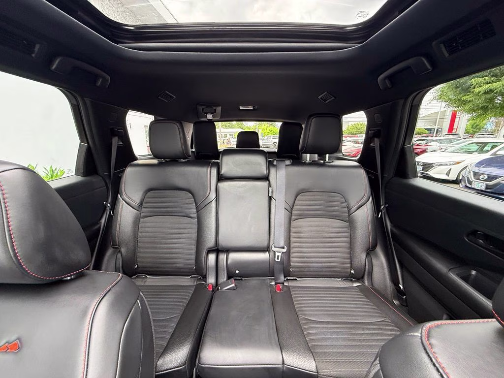 2026 Everest White Pearl Tricoat Nissan Pathfinder Rock Creek 4X4 SUV