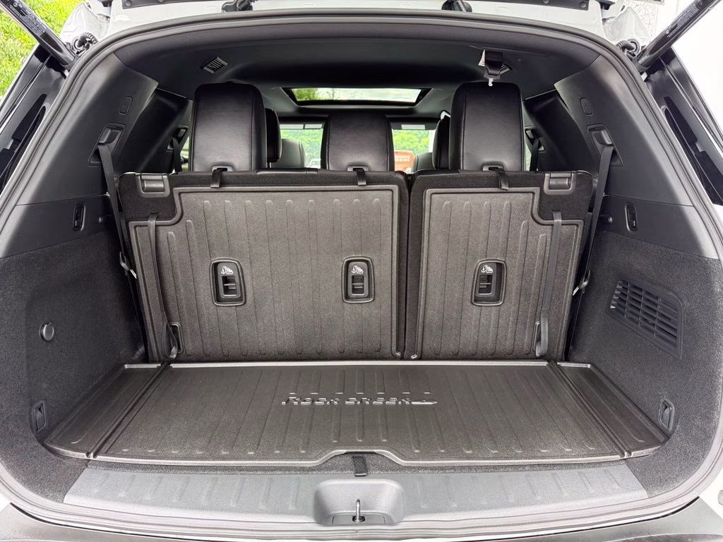 2026 Everest White Pearl Tricoat Nissan Pathfinder Rock Creek 4X4 SUV