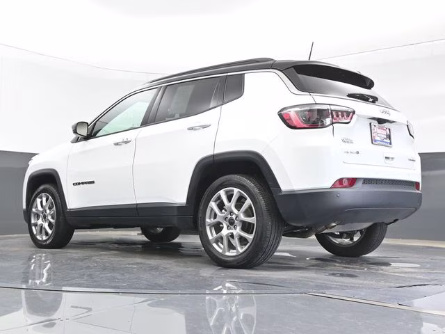 2025 Jeep Compass Limited - Photo 21