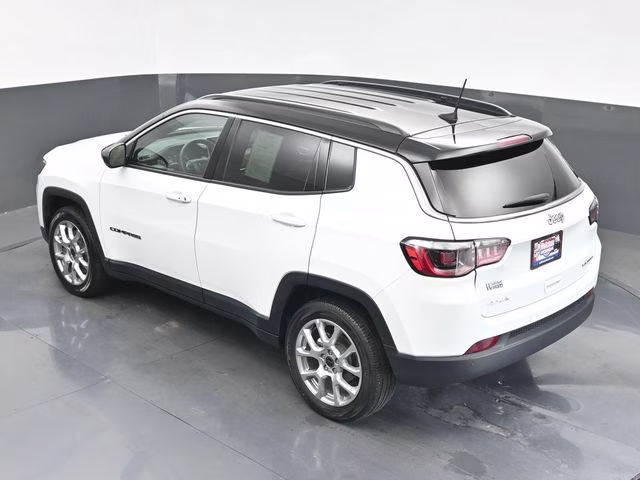 2025 Jeep Compass Limited - Photo 29