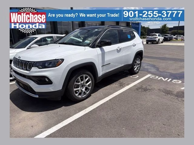 2025 Bright White Clearcoat Jeep Compass Limited 4X4 SUV