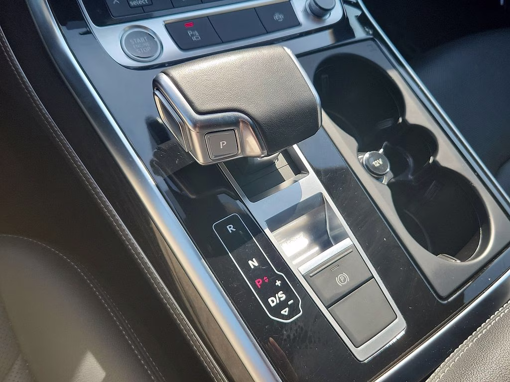 2025 Gray Metallic Audi Q7 45 Premium Plus AWD SUV