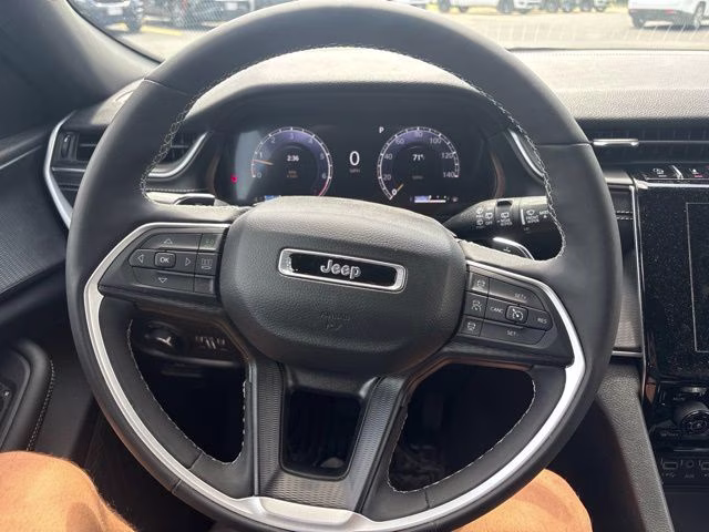 2024 Baltic Gray Metallic Clearcoat Jeep Grand Cherokee L Altitude X 4X4 SUV