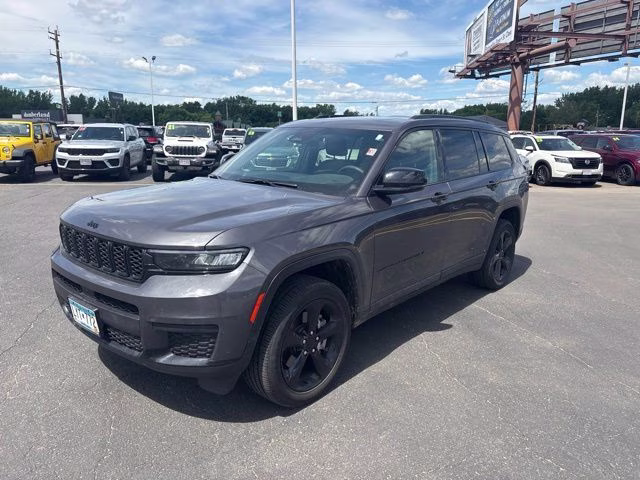2024 Baltic Gray Metallic Clearcoat Jeep Grand Cherokee L Altitude X 4X4 SUV