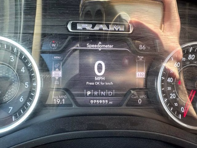 2020 Diamond Black Crystal Pearlcoat Ram 1500 Laramie 4X4 Truck