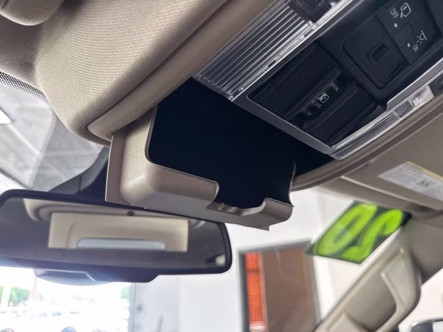 2020 Diamond Black Crystal Pearlcoat Ram 1500 Laramie 4X4 Truck