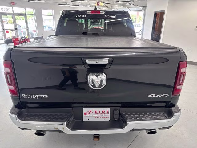 2020 Diamond Black Crystal Pearlcoat Ram 1500 Laramie 4X4 Truck