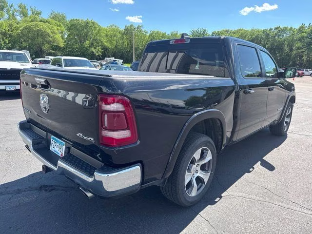 2020 Diamond Black Crystal Pearlcoat Ram 1500 Laramie 4X4 Truck
