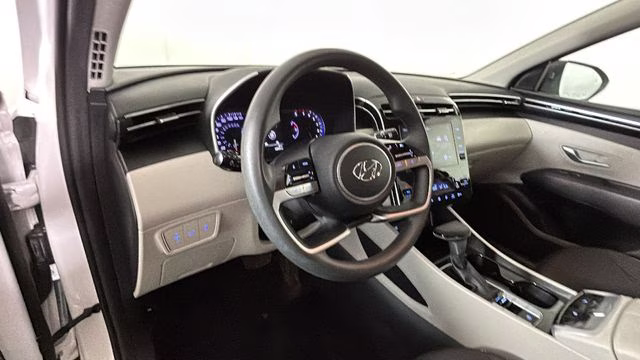 2024 White Pearl Hyundai Tucson SEL AWD SUV