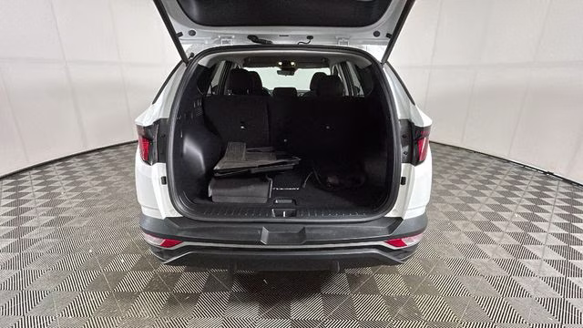 2024 White Pearl Hyundai Tucson SEL AWD SUV