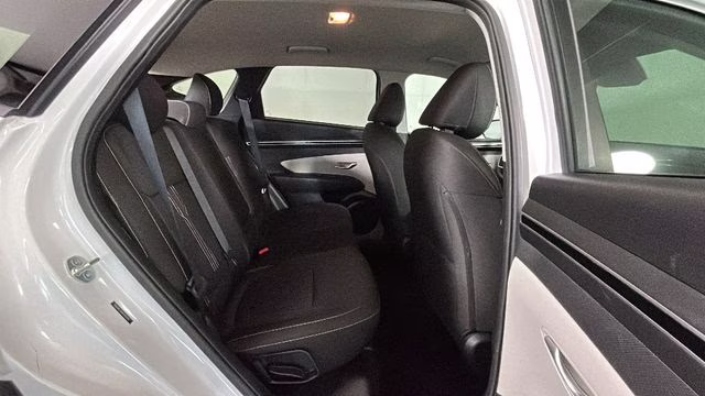 2024 White Pearl Hyundai Tucson SEL AWD SUV