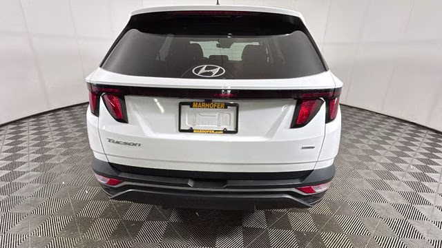 2024 White Pearl Hyundai Tucson SEL AWD SUV