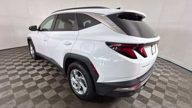 2024 White Pearl Hyundai Tucson SEL AWD SUV