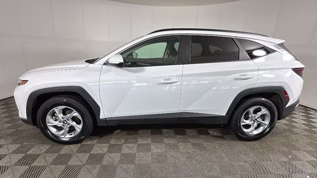 2024 White Pearl Hyundai Tucson SEL AWD SUV