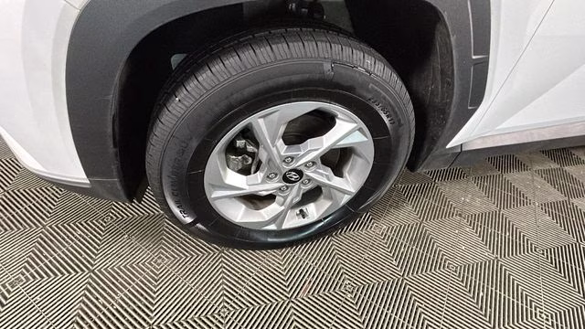 2024 White Pearl Hyundai Tucson SEL AWD SUV