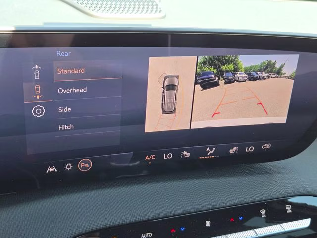 2026 Summit White Buick Enclave Preferred FWD SUV