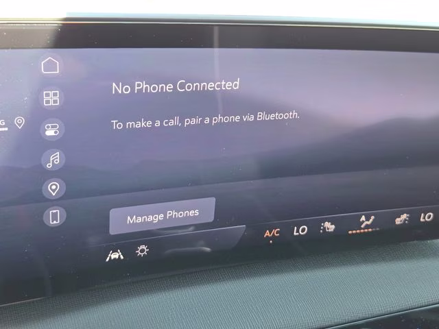 2026 Summit White Buick Enclave Preferred FWD SUV