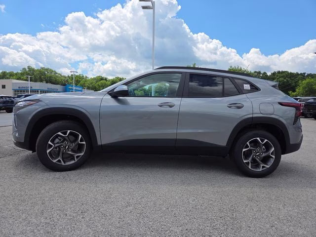 2026 Sterling Gray Metallic Chevrolet Trax LT FWD SUV