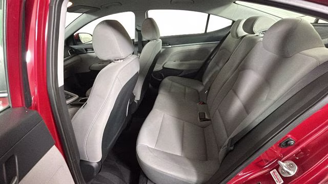 2017 Scarlet Red Hyundai Elantra SE FWD Sedan
