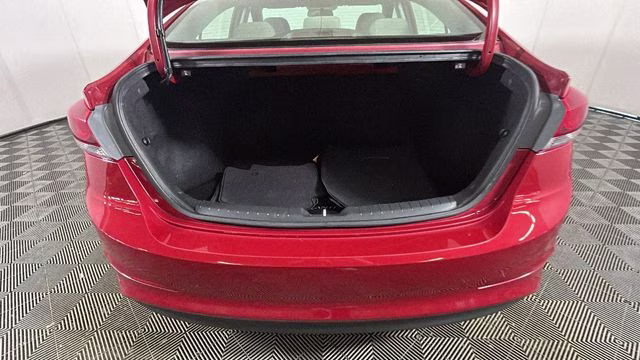2017 Scarlet Red Hyundai Elantra SE FWD Sedan