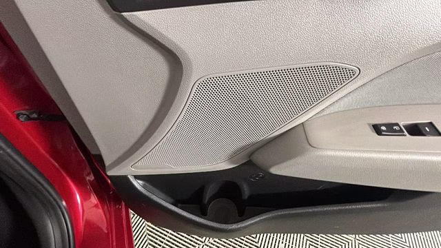 2017 Scarlet Red Hyundai Elantra SE FWD Sedan