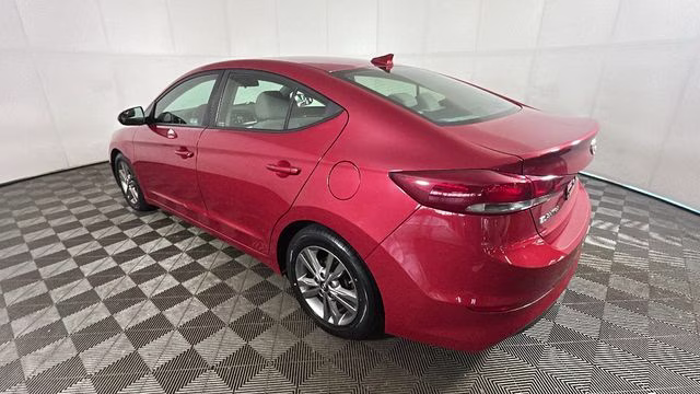 2017 Scarlet Red Hyundai Elantra SE FWD Sedan