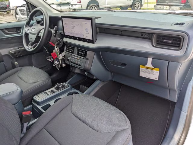 2026 Oxford White Ford Maverick XL FWD Truck