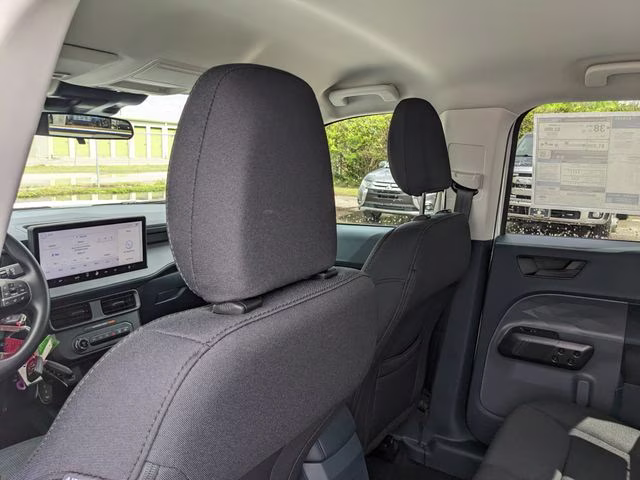 2026 Oxford White Ford Maverick XL FWD Truck