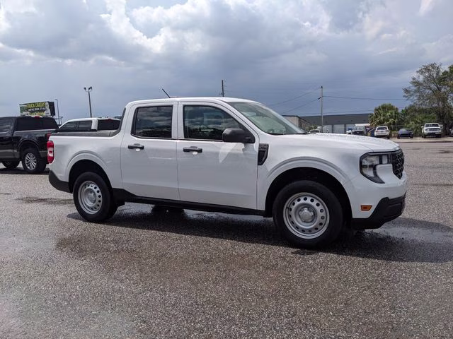 2026 Oxford White Ford Maverick XL FWD Truck