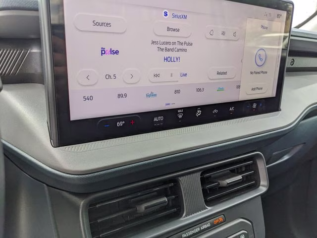 2026 Oxford White Ford Maverick XL FWD Truck