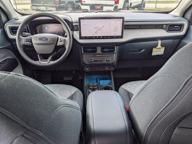 2026 Oxford White Ford Maverick XLT FWD Truck