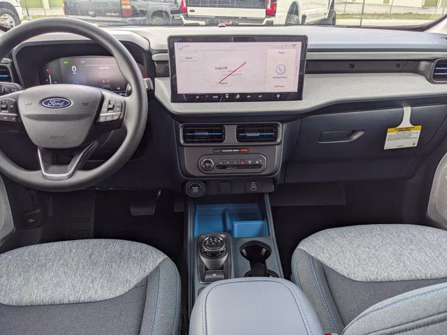 2026 Oxford White Ford Maverick XLT FWD Truck