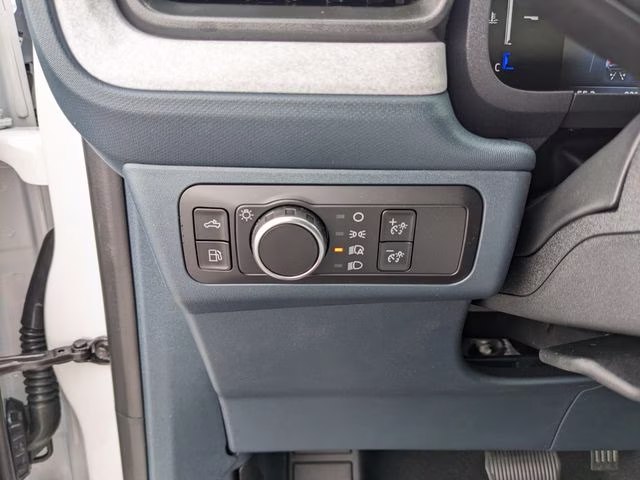 2026 Oxford White Ford Maverick XLT FWD Truck