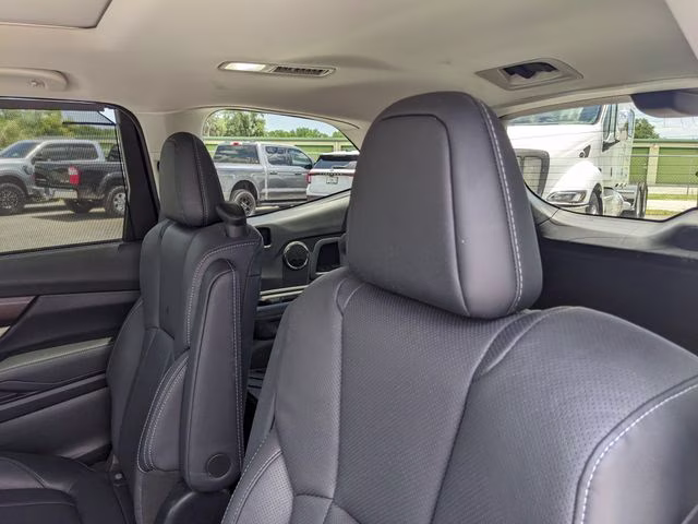 2022 Crystal Black Silica Subaru Ascent Touring AWD SUV