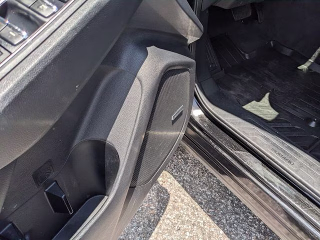 2022 Crystal Black Silica Subaru Ascent Touring AWD SUV
