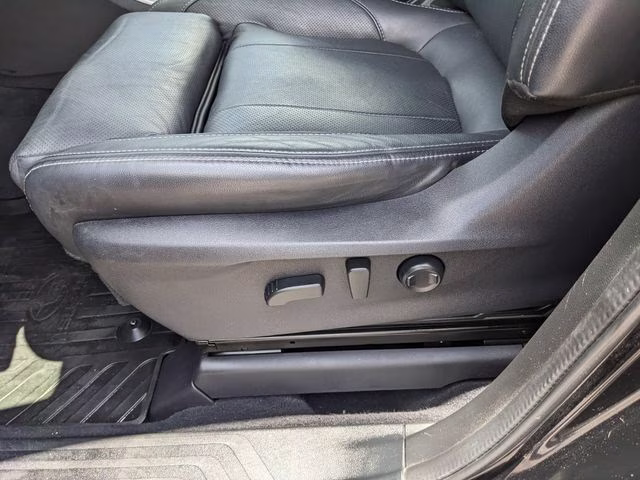 2022 Crystal Black Silica Subaru Ascent Touring AWD SUV