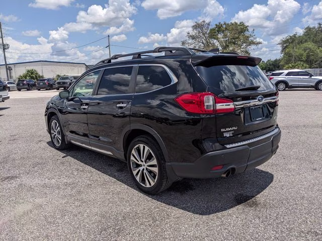 2022 Crystal Black Silica Subaru Ascent Touring AWD SUV