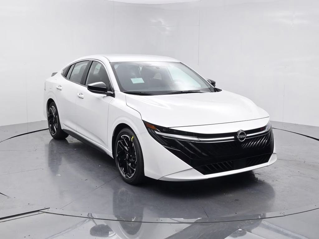 2026 Aspen White Tricoat Nissan Sentra SR FWD Sedan