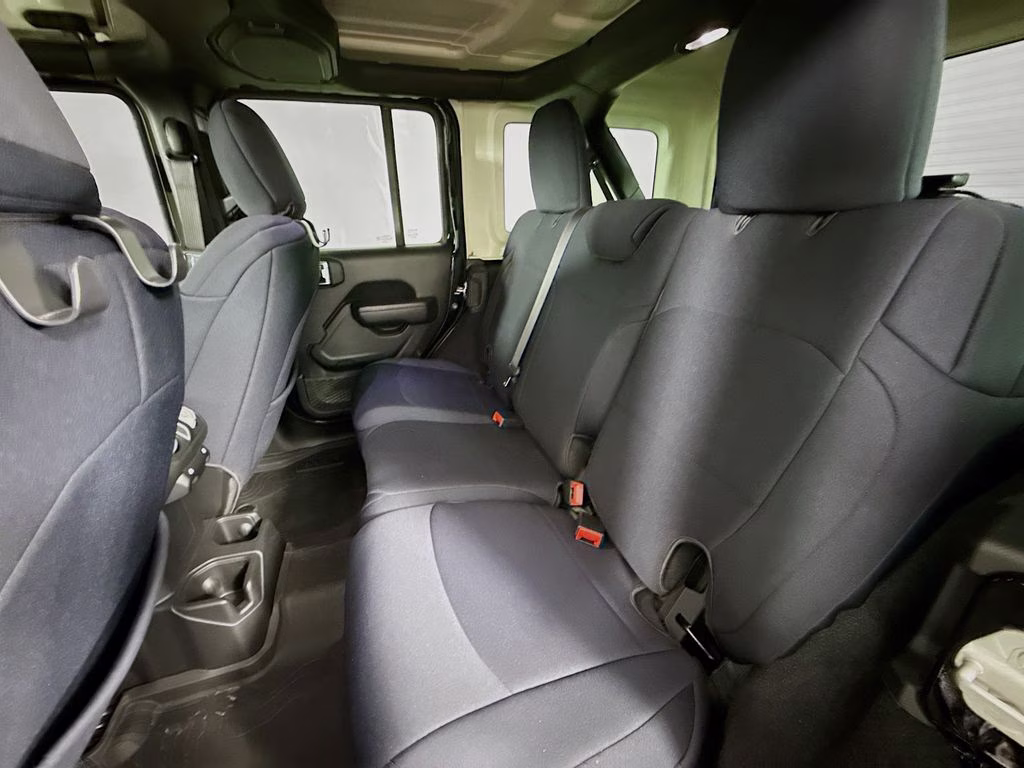 2022 Black Clearcoat Jeep Wrangler Unlimited Willys 4X4 SUV
