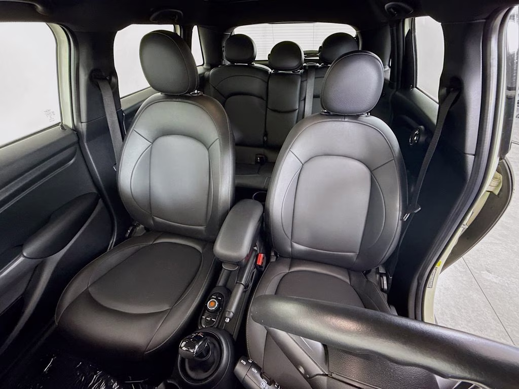 2020 Pepper White MINI Cooper Oxford Edition FWD Hatchback
