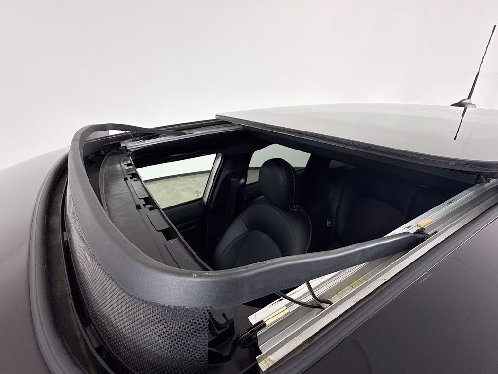 2020 Pepper White MINI Cooper Oxford Edition FWD Hatchback